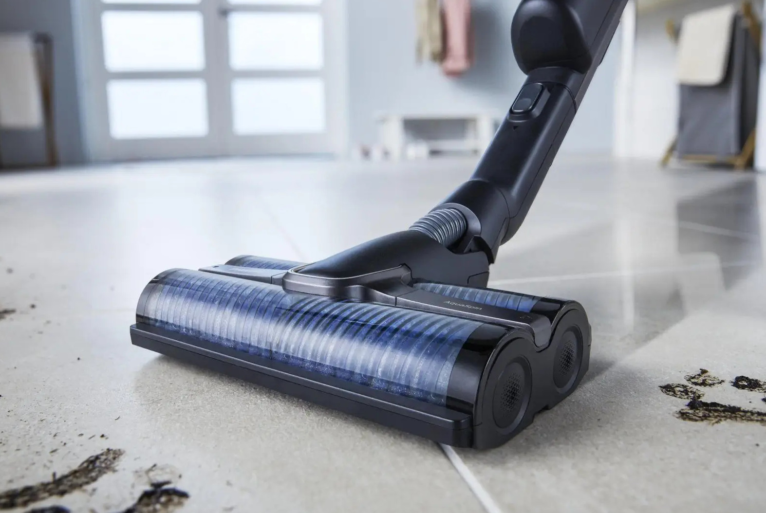 Philips AquaTrio 9000 bežični štapni usisavač